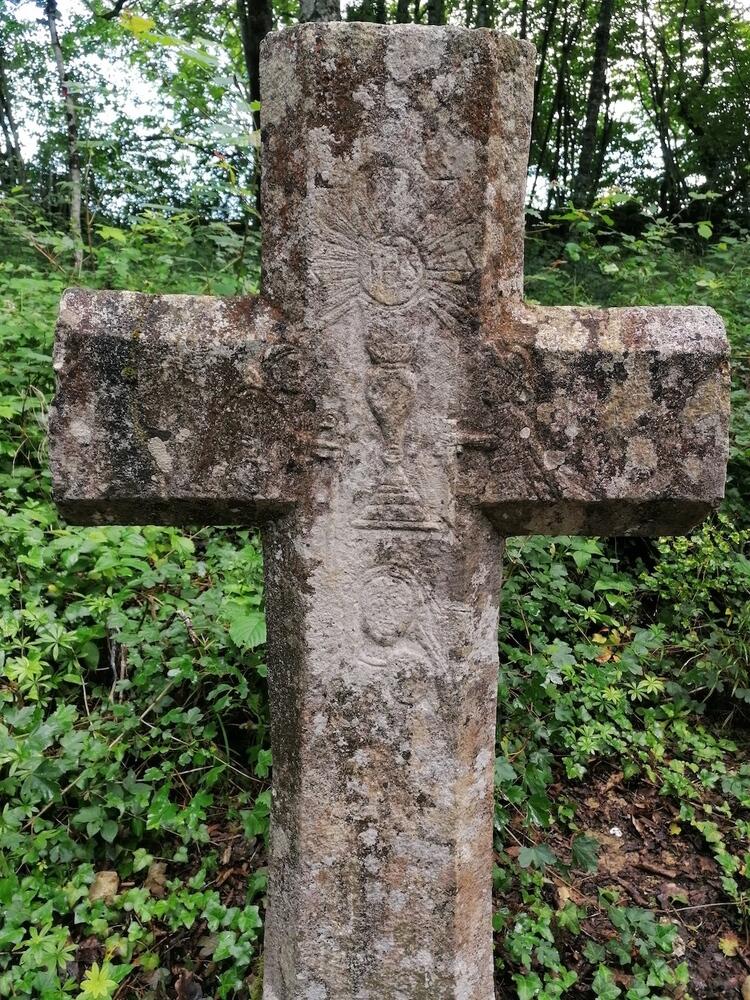 La Croix de Saint-Ermenfroi La Croix de Saint-Ermenfroi
